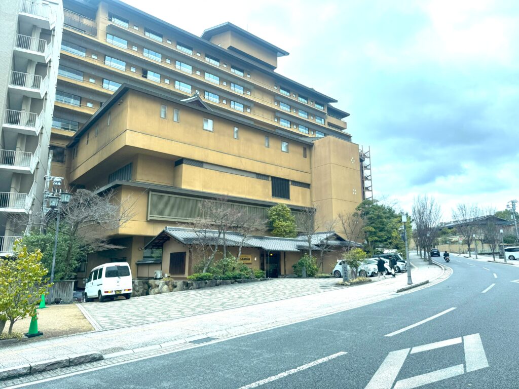 大和屋本店