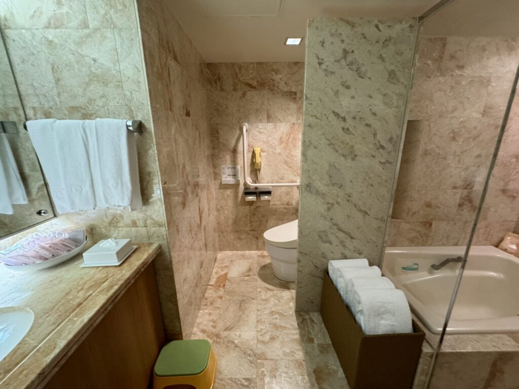 ホテルオークラ東京ベイのトイレ、洗面所