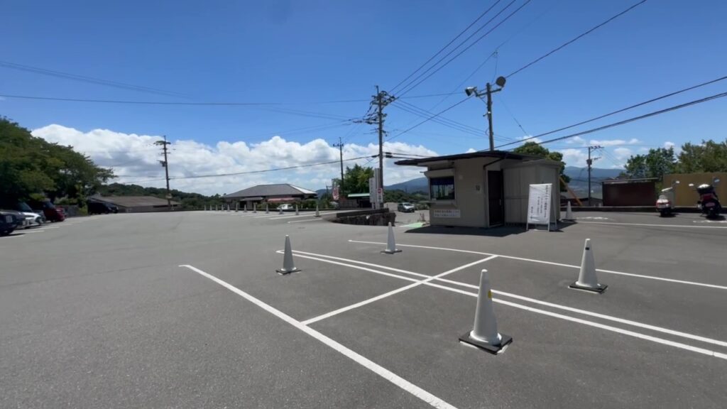 竈門神社駐車場