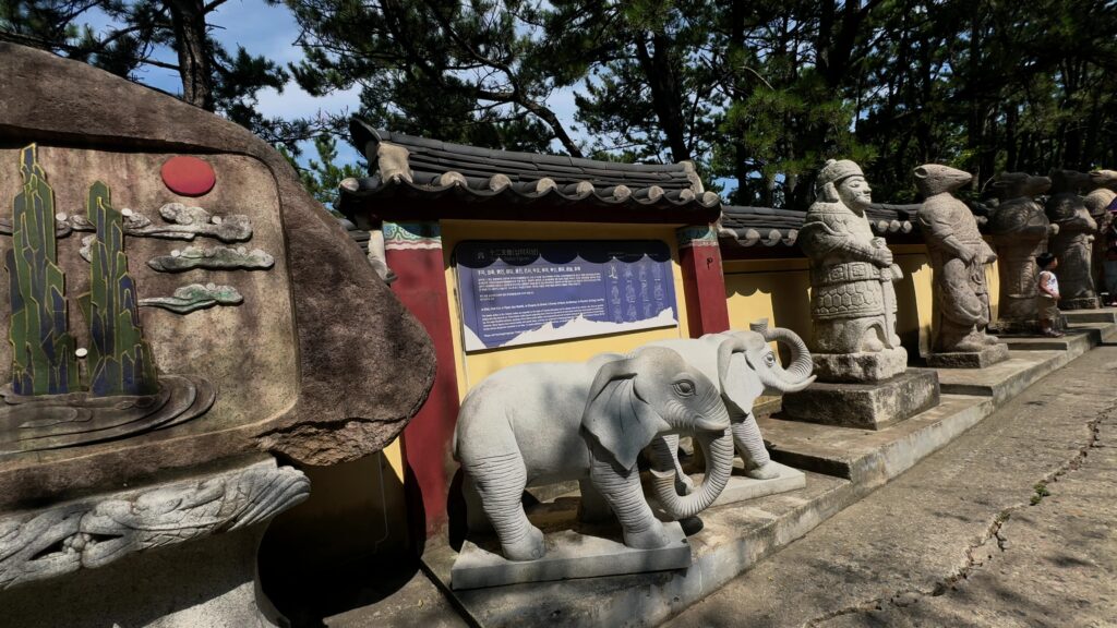 海東龍宮寺十二支像