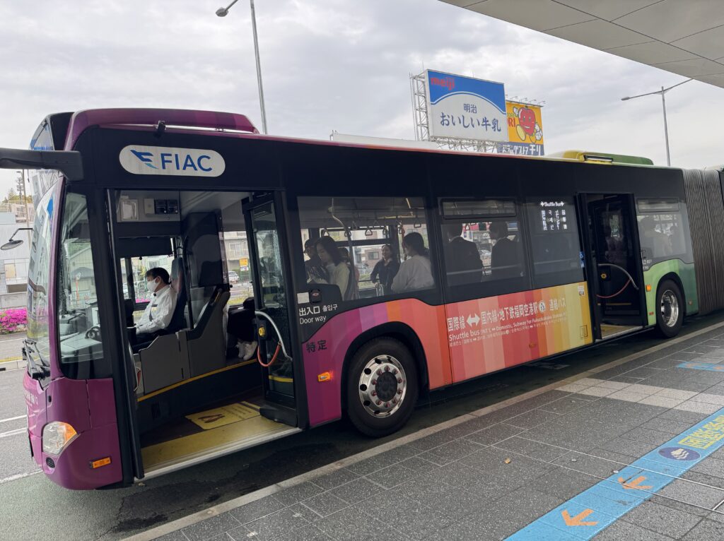 福岡空港国際線連絡バス